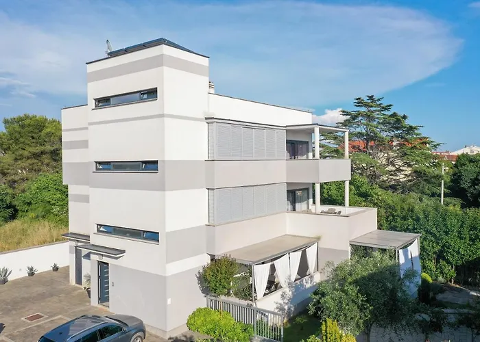 Mato 1 Апартаменты Задар