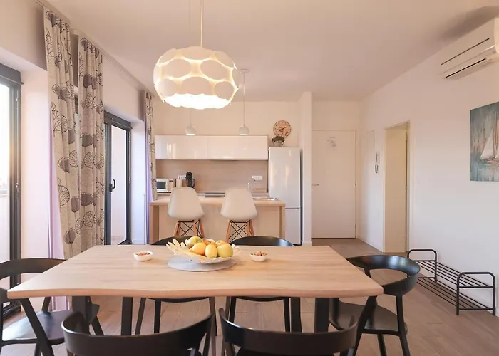 Mato 1 Апартаменты Задар