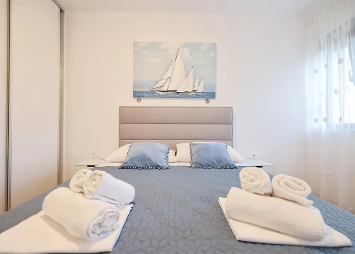 Appartement Mato 1 *